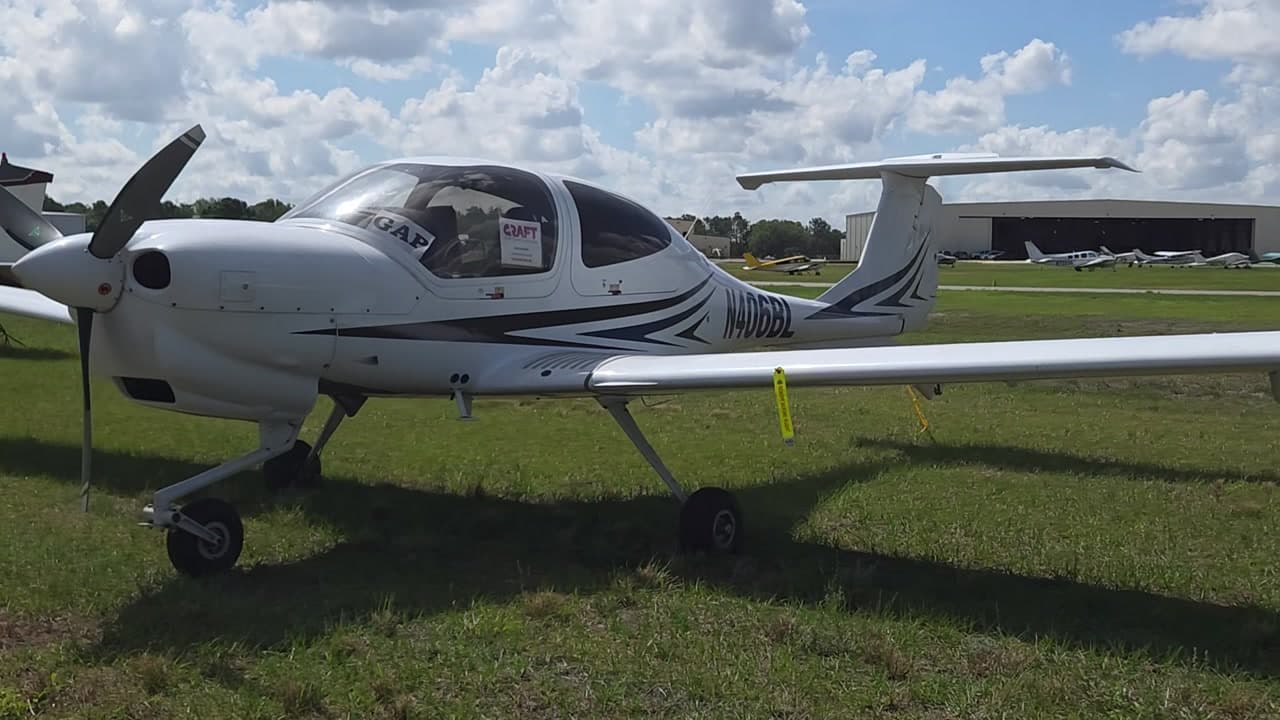 N406BL at KLAL