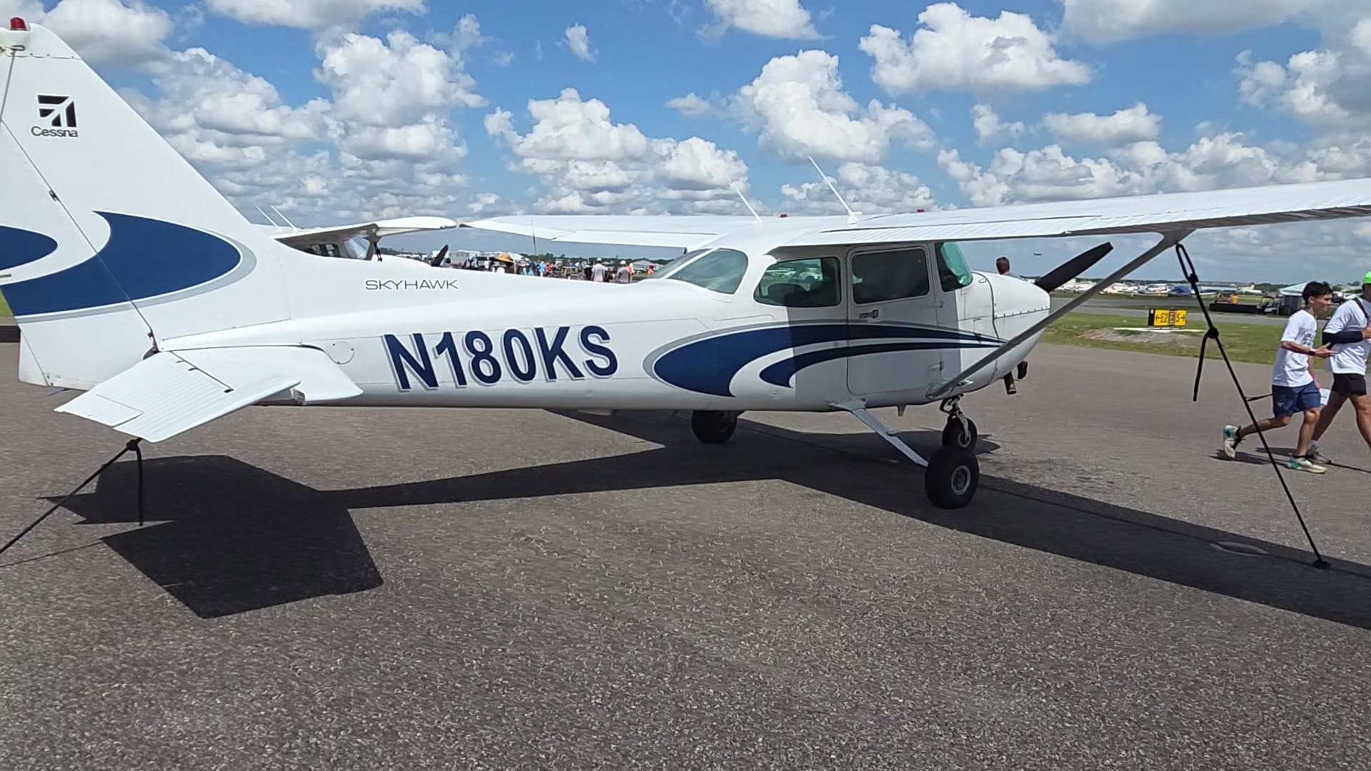N180KS - Cessna 182 Skyhawk