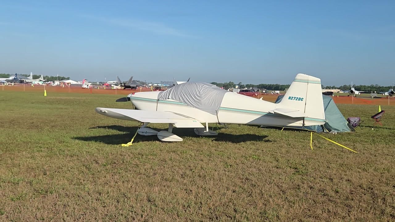 N272DG at KLAL