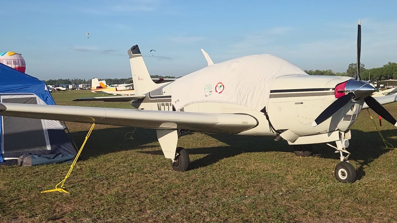 N777FB at KLAL
