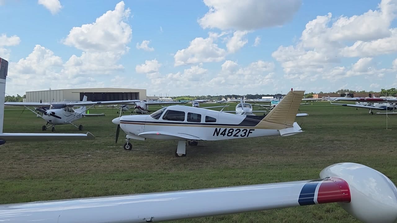 N4823F at KLAL