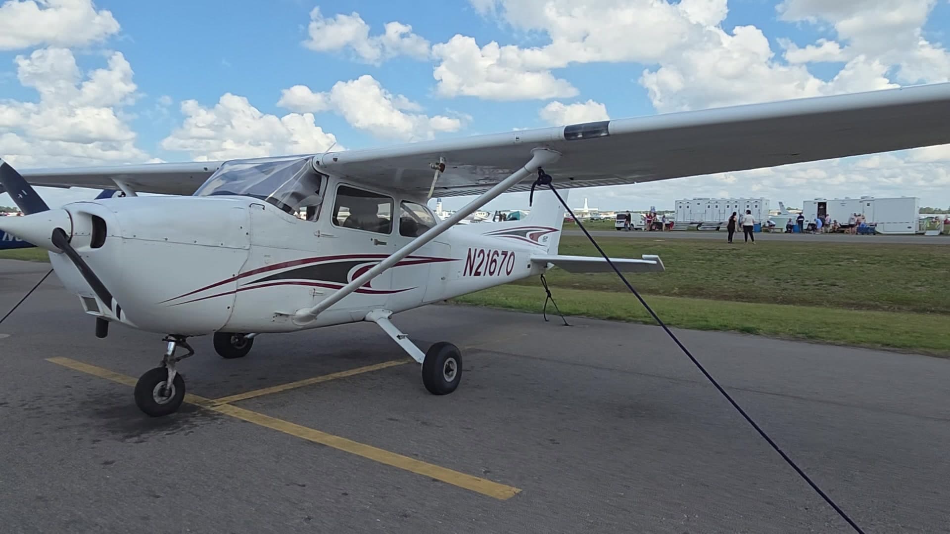 N21670 - Cessna 172