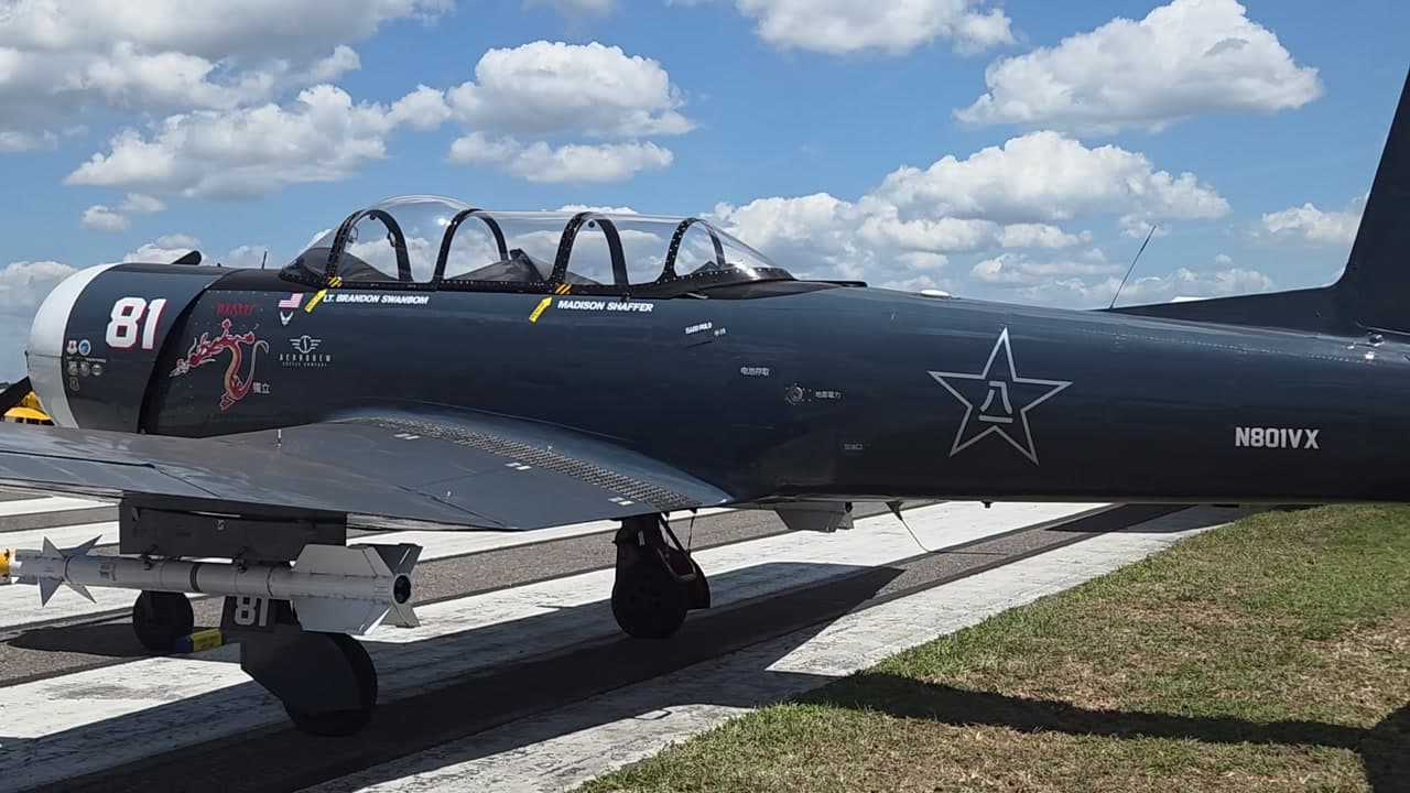 N801VX at KLAL
