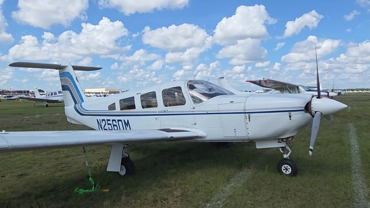 N256DM at KLAL
