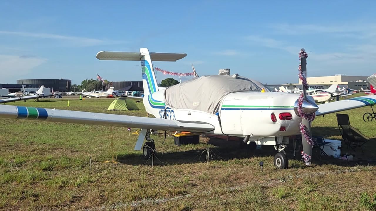 N62523 at KLAL