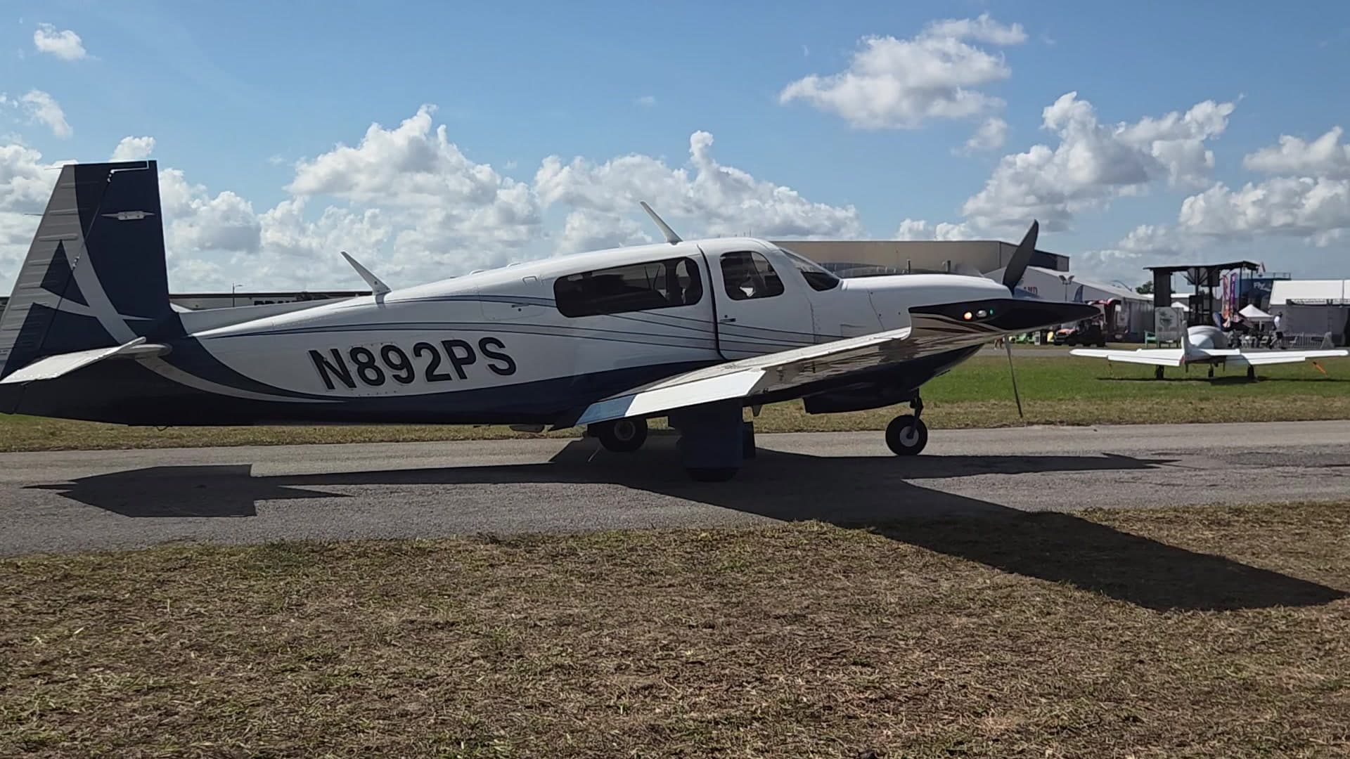 N892PS - Piper M600
