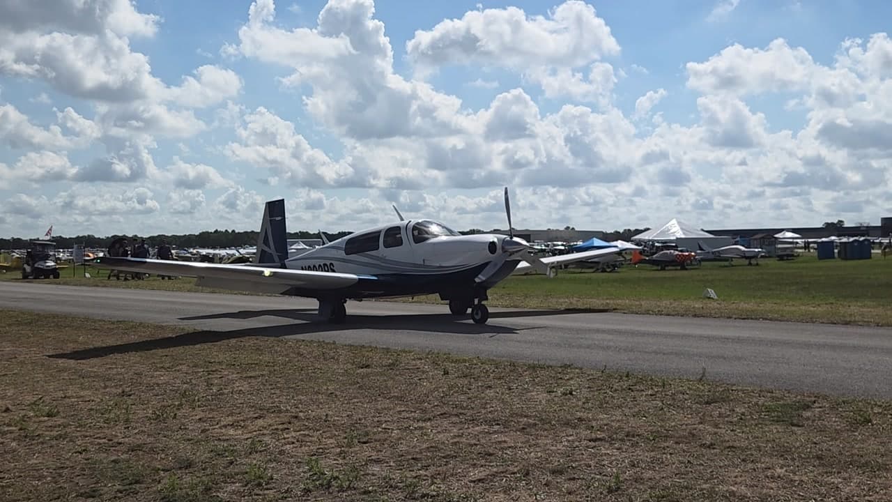 N892PS at KLAL