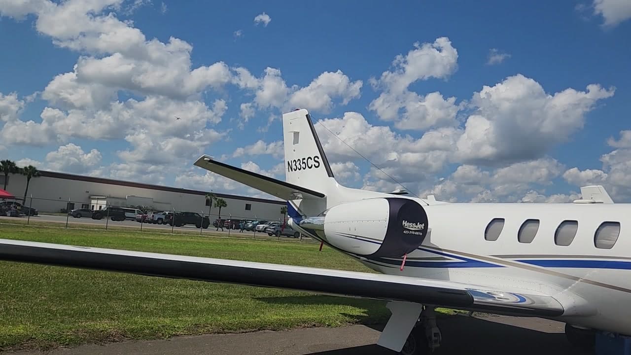 N335CS at KLAL