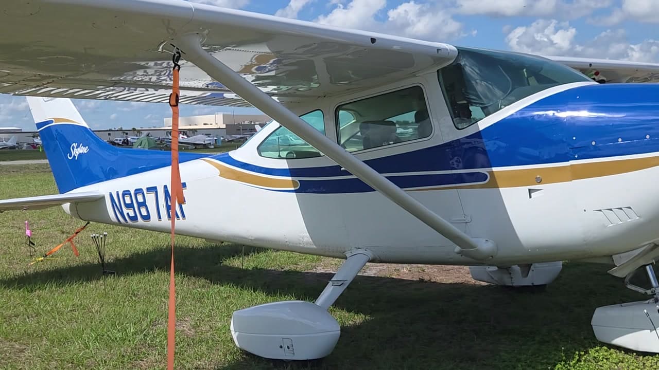 N987AF at KLAL