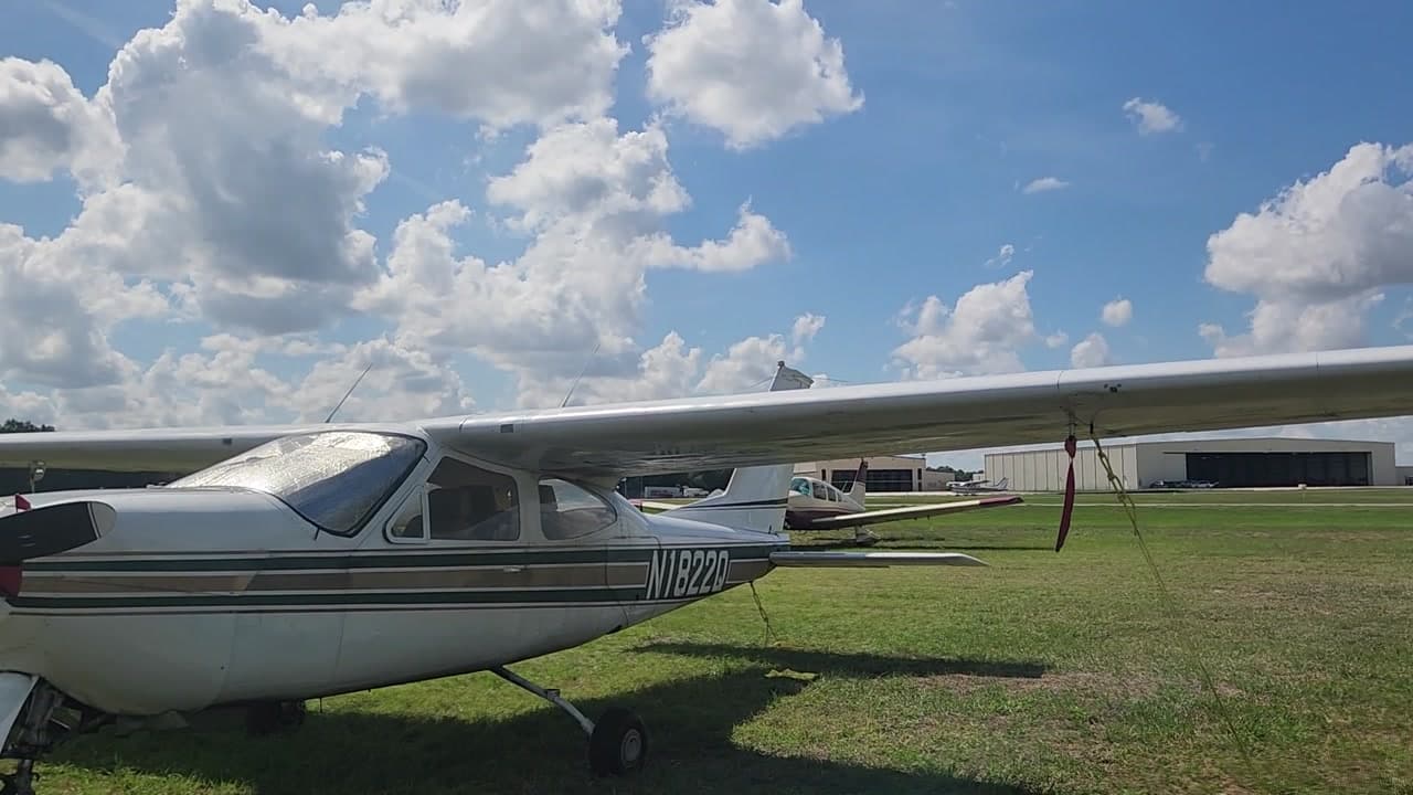 N1822Q at KLAL