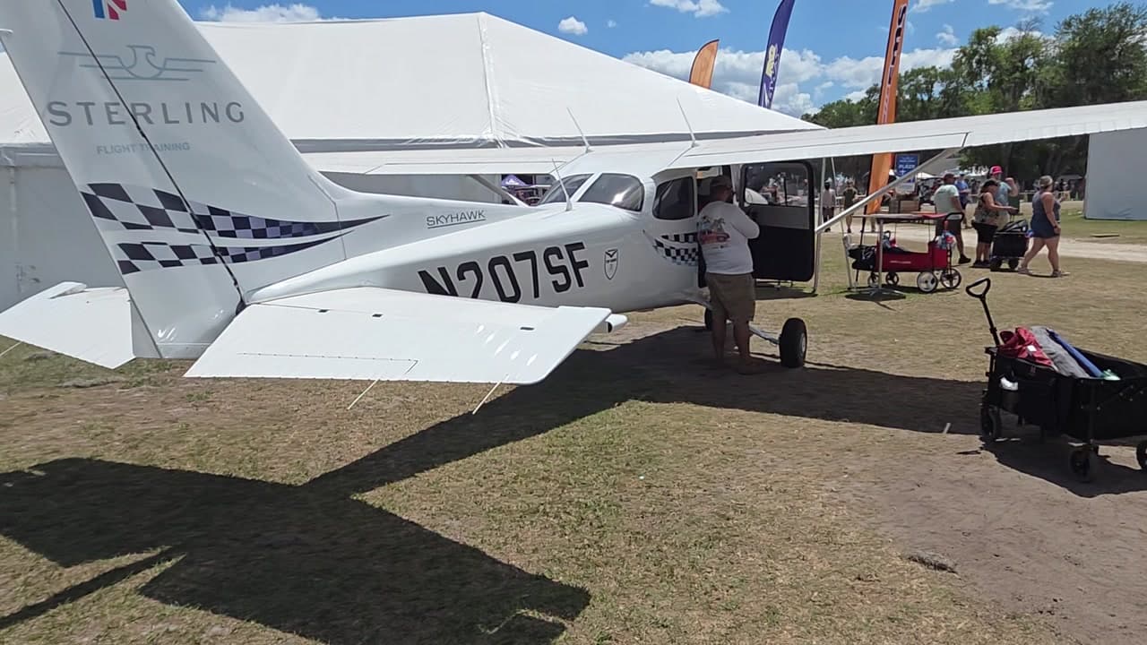 N207SF at KLAL