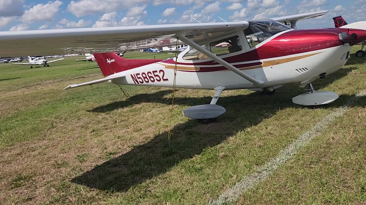 N58652 at KLAL