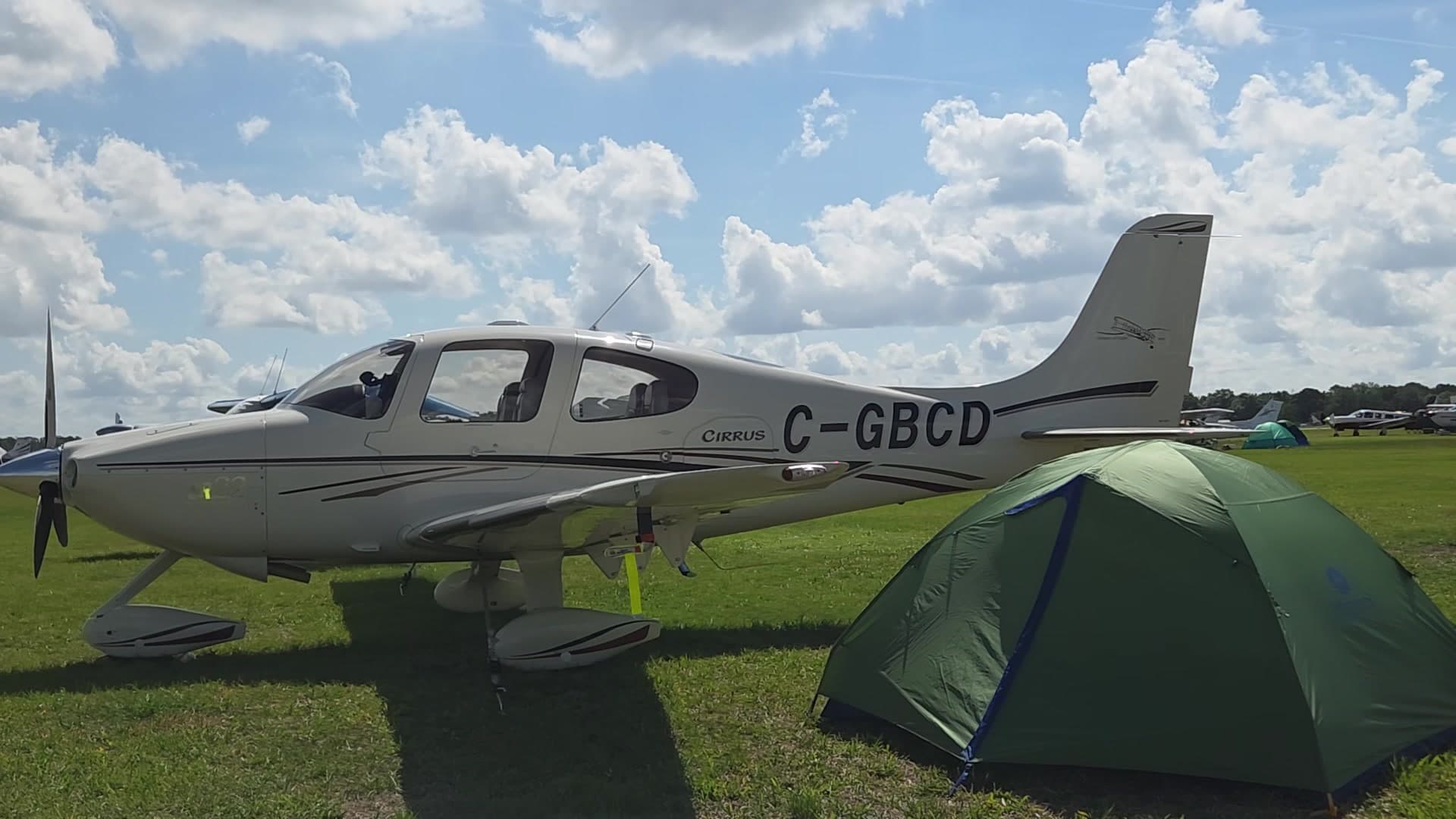 C-GBCD - Cirrus SR22