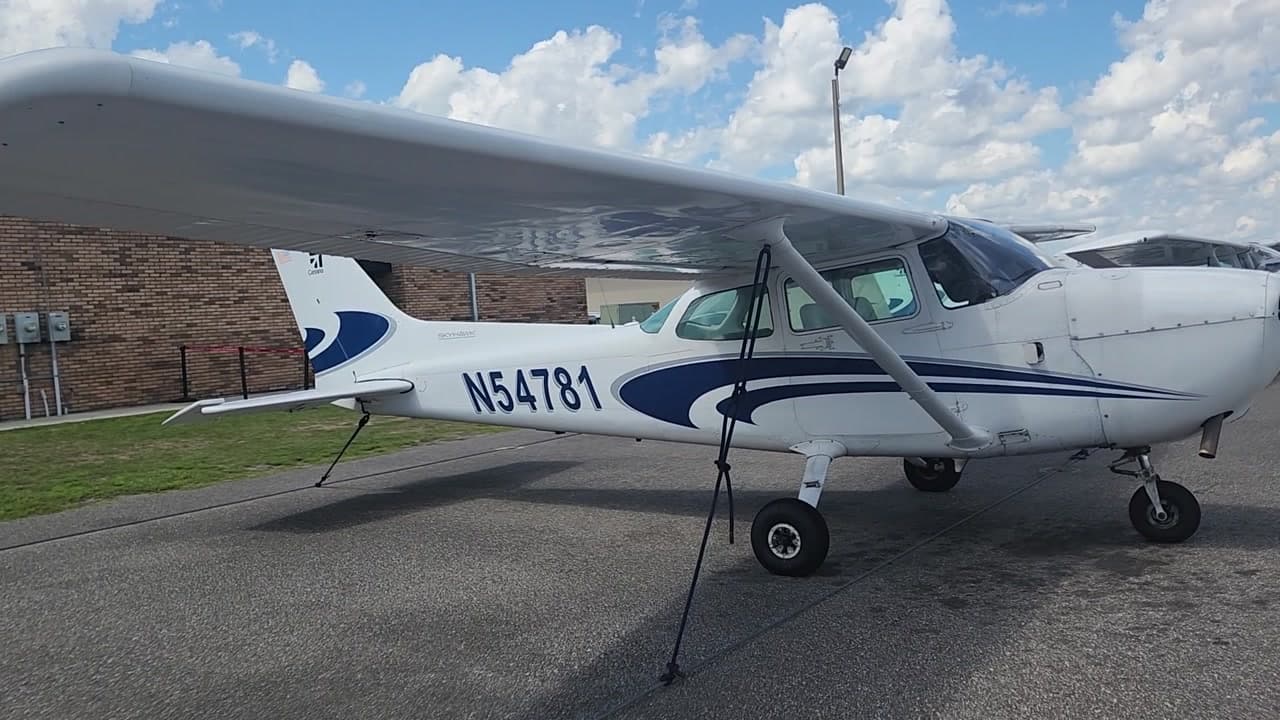 N54781 at KLAL