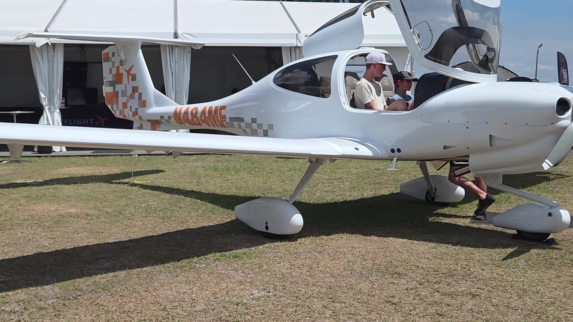 N484MF - composite light sport / touring single-engine GA aircraft