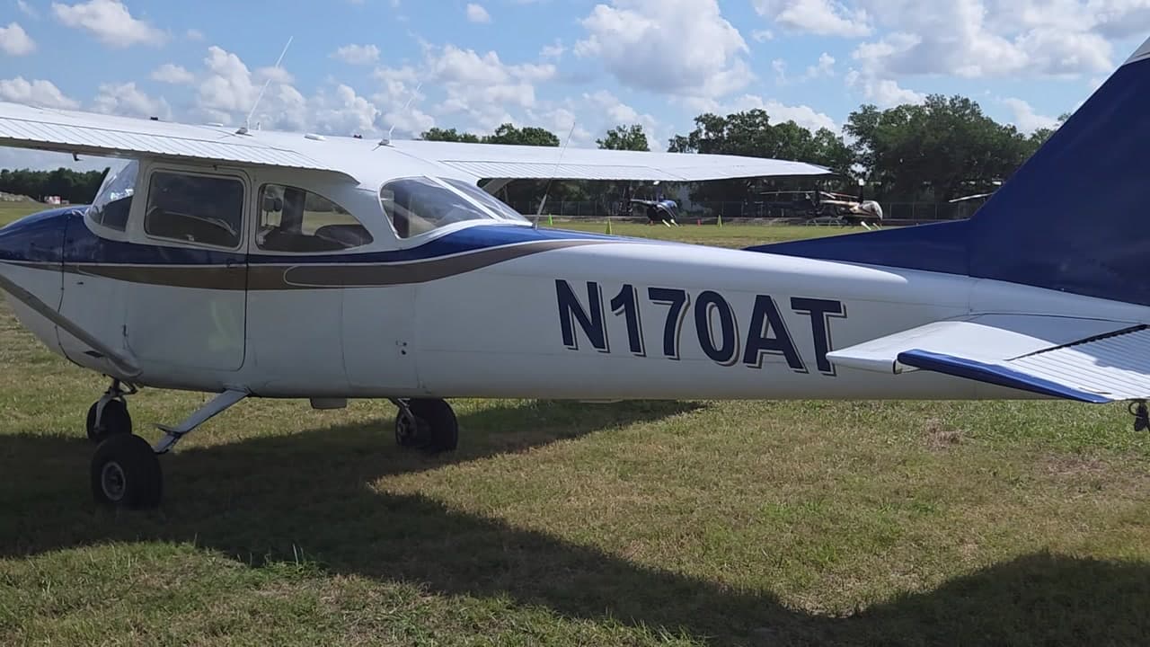 N170AT at KLAL