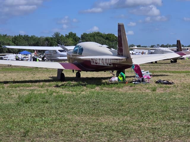 N6744U — Mooney M20D