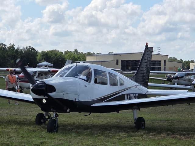 N4100F — Piper PA-28-151 Cherokee Warrior