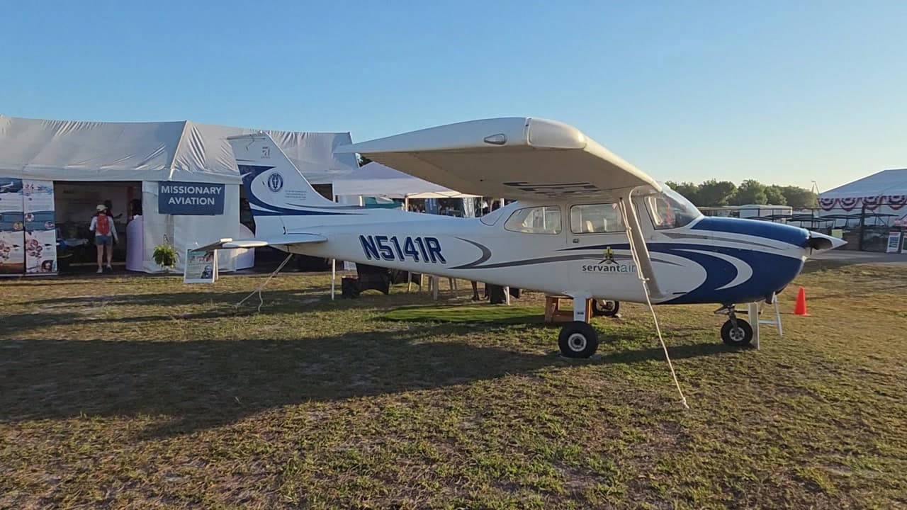 N5141R - Cessna 172M at KLAL