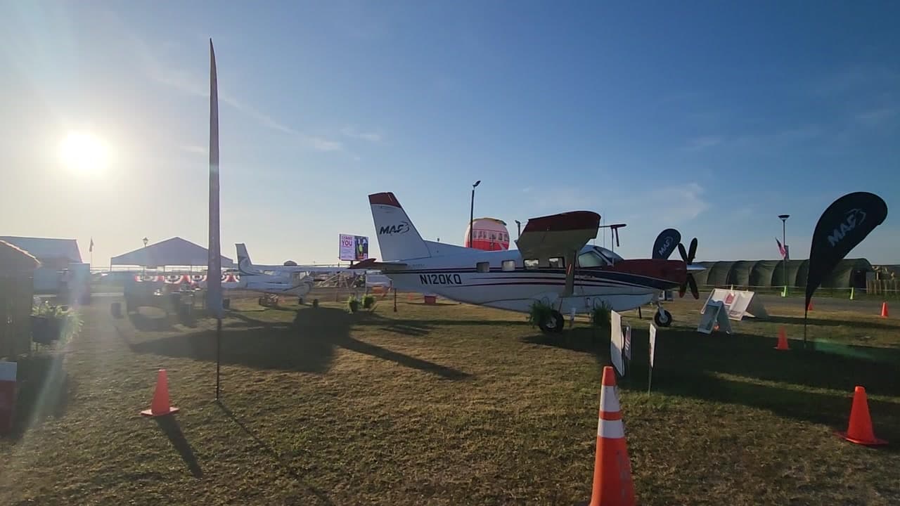 N120KQ - Quest Aircraft Company Llc KODIAK 100 at KLAL
