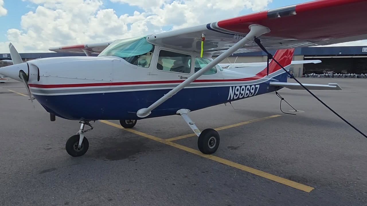 N99697 at KLAL