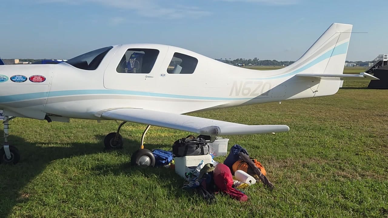 N6ZQ - Harrelson William C LANCAIR IV at KLAL